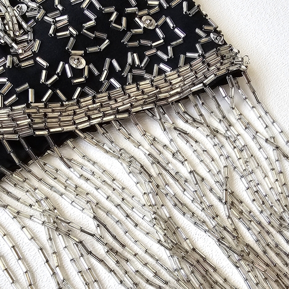 A.J. Bari Petites Silk Hand Beaded Fringe Cocktail Dress Black Silver Gatsby 20s - Picture 5 of 15